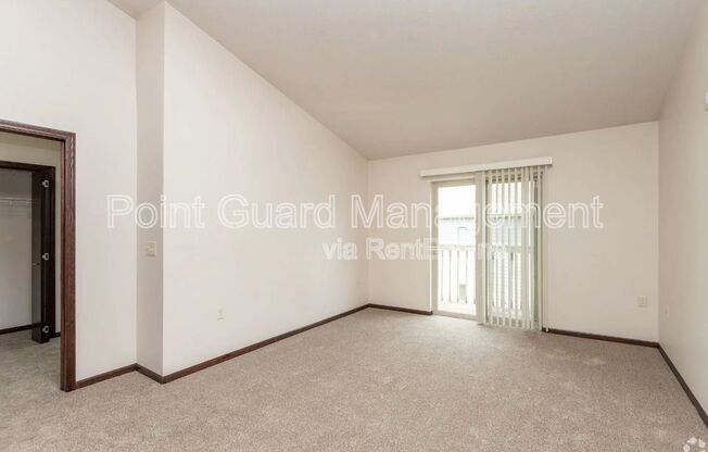 137 N MABLE AVE