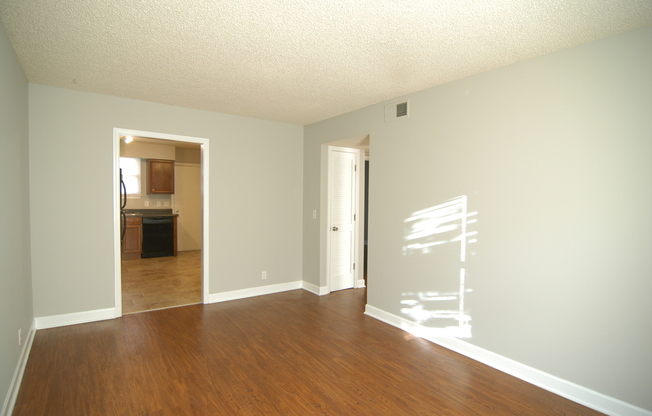 Inglewood Duplex Available Now!