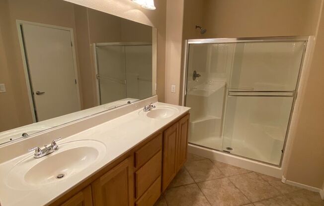 2 beds, 2 baths, 1,121 sqft, $1,500, Unit 4101