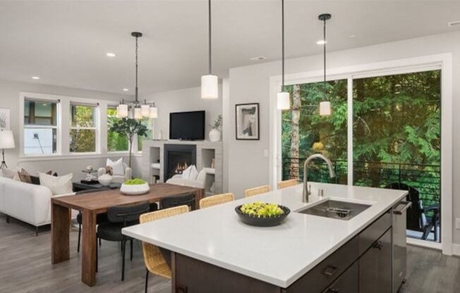 Stunning 4-bedroom, 3.5-bath end-unit townhome in Kirkland!!
