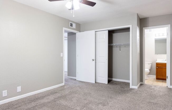 3 beds, 1.5 baths, 960 sqft, $1,250, Unit C8