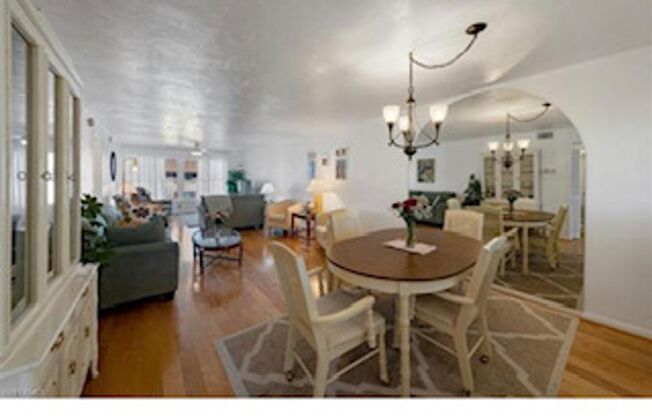 Charming 2/2 Condo in Winterpark, Naples