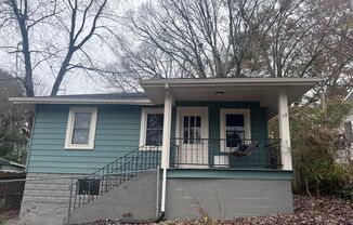 Cute Oakley Cottage, 2 bedrooms-1 bath, hardwood floors, Reynolds Schools