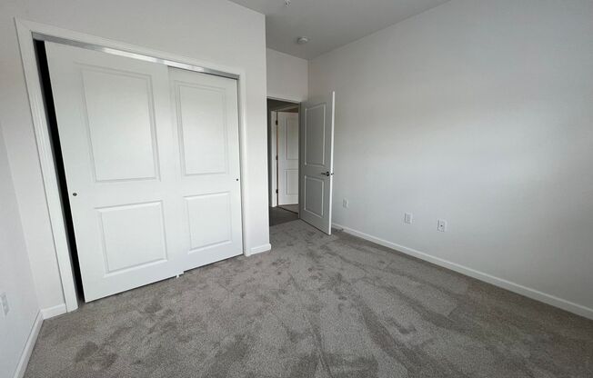 3 beds, 2 baths, 1,344 sqft, $1,665, Unit 416