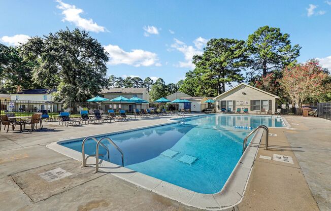 3 beds, 2 baths, 990 sqft, $1,200, Unit 06D