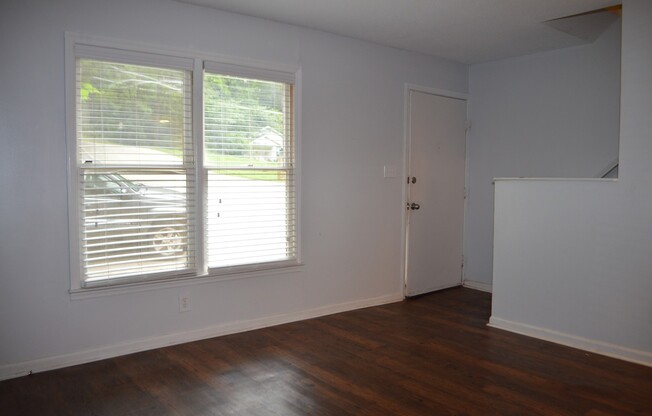 1208 Carlton Ave, Raleigh - Bev Roberts Rentals and Property Management