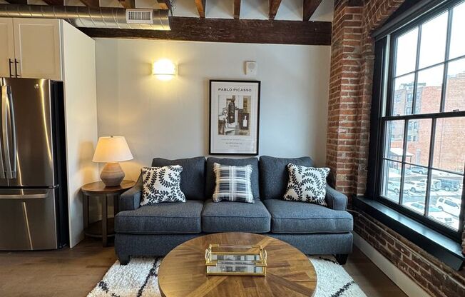 1 bed, 1 bath, 500 sqft, $2,000, Unit Furnished 1 Bedroom