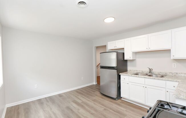 422-424 W 30th Street