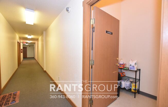 2 beds, 1 bath, 707 sqft, $1,400, Unit 1