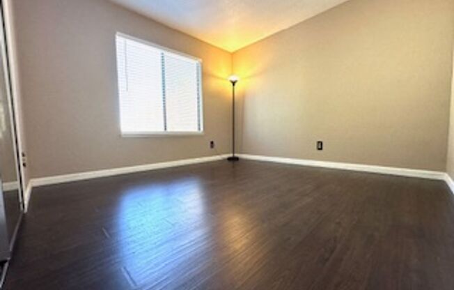 3 beds, 2.5 baths, $2,950