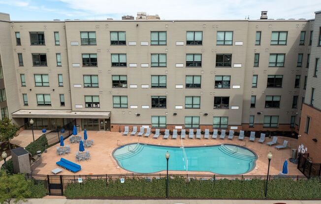 1 bed, 1 bath, 1,317 sqft, $515, Unit 304D