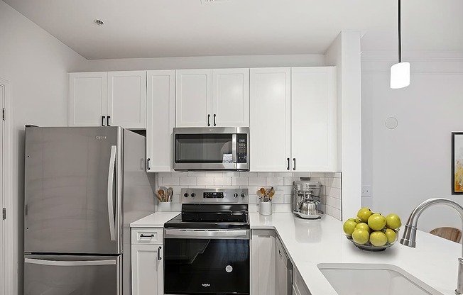 Weston Lakeside Apartments