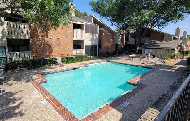 2 beds, 1 bath, $1,450, Unit # 517