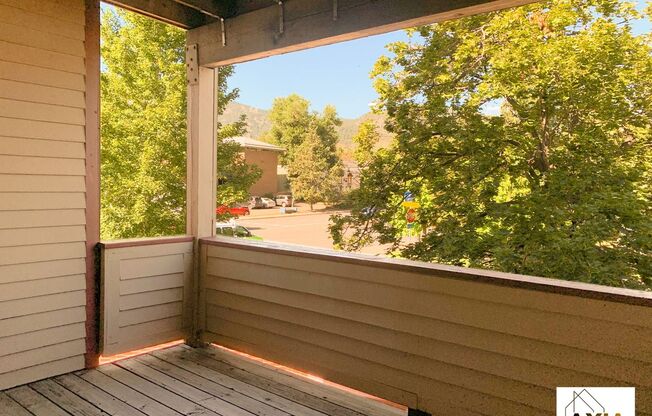 2 beds, 1 bath, 640 sqft, $2,000, Unit 208