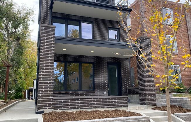 3 beds, 3.5 baths, $4,200, Unit 1248 Josephine St