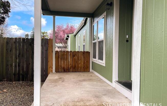 1313 BRAMBLEWOOD LN