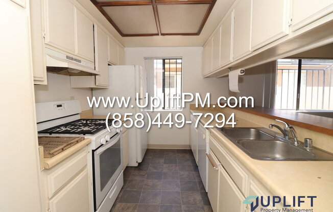 2 beds, 1.5 baths, 836 sqft, $2,295, Unit 102