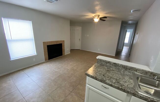 Comfortable 2BR/1BA- Home Available Now!
