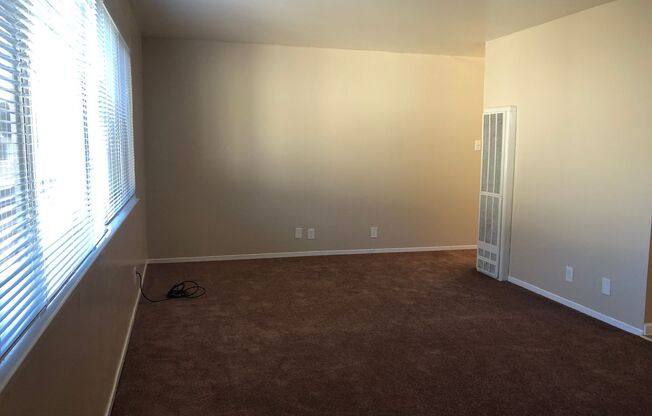 1 bed, 1 bath, 600 sqft, $1,650, Unit T211