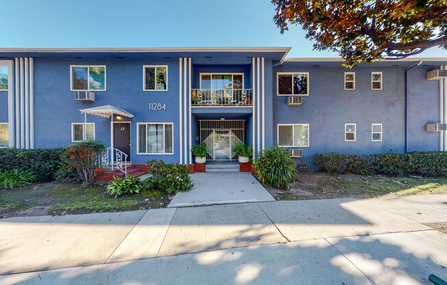 11284 MONTANA AVE