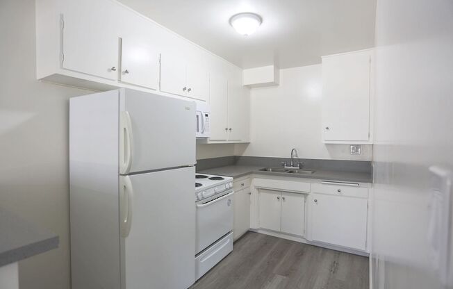Studio, 1 bath, $1,425, Unit 57