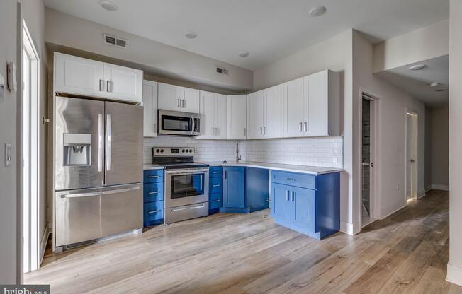 1535 N 6 ST