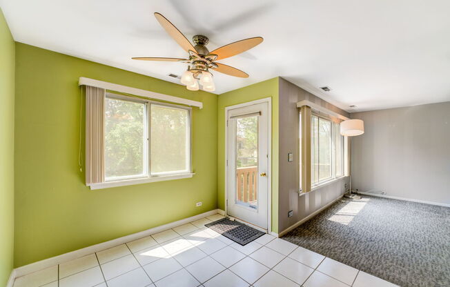 741 Acorn Ct Apt C2