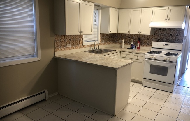 6742 W 63 ST