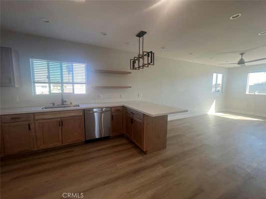 2 beds, 2 baths, 1,000 sqft, $2,950