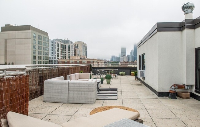 2 beds, 1.5 baths, 836 sqft, $4,750, Unit PHN