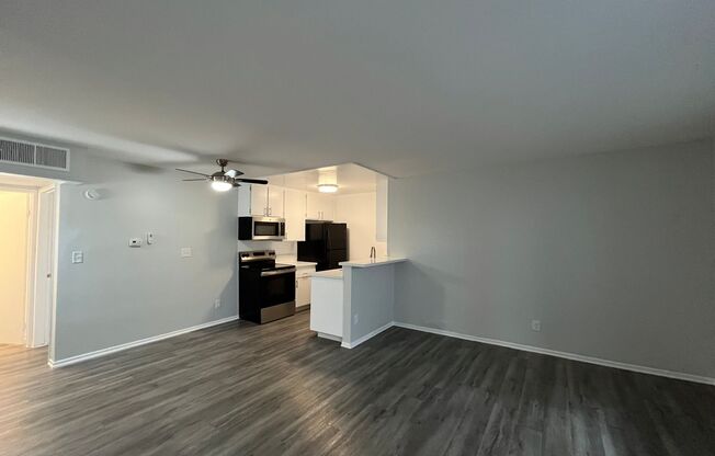 1 bed, 1 bath, 695 sqft, $1,548, Unit 115