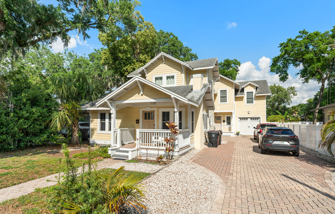 2223 AMHERST AVE