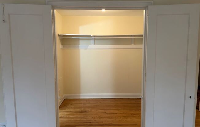 Studio, 1 bath, 301 sqft, $1,425, Unit Wellington 209