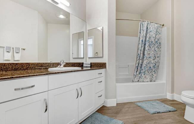 Bathroom With Bathtub at Apex Mission Valley, San Diego, 92108