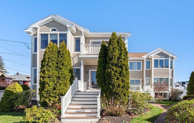 141 GROVERS AVE