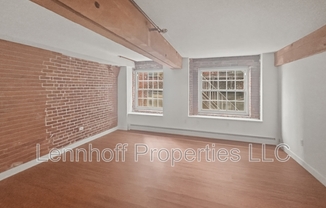 240 JACKSON ST