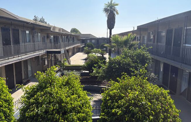 1 bed, 1 bath, 675 sqft, $1,645, Unit 16
