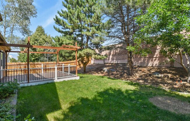 Stunning 5 Bedroom in School District 20