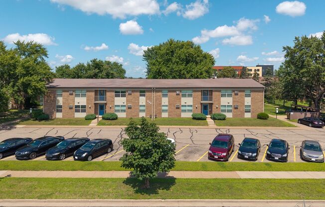 2 beds, 1 bath, 660 sqft, $995, Unit 58