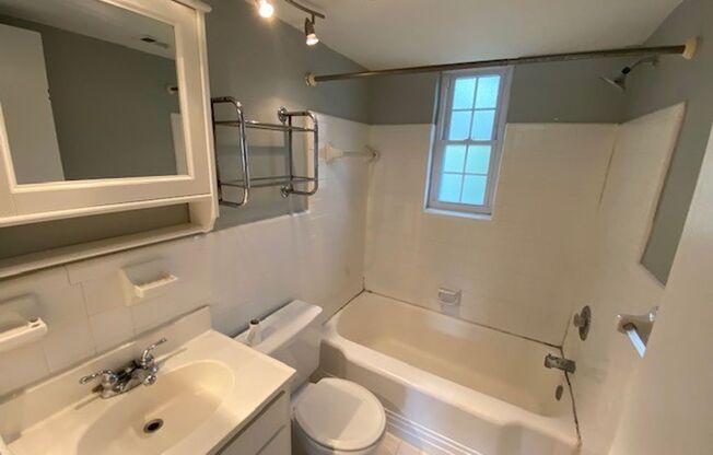 1 bed, 1 bath, $1,795, Unit # 6