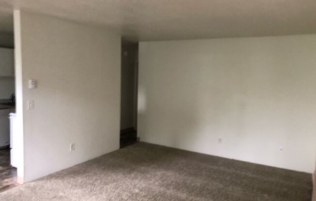 1 bed, 1 bath, 640 sqft, $1,200, Unit #36