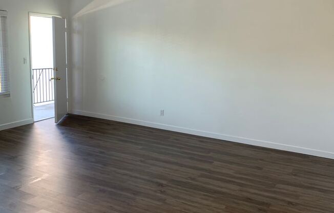 1 bed, 1 bath, 650 sqft, $2,150, Unit 10