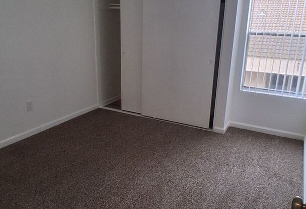 2 beds, 2 baths, 836 sqft, $2,400, Unit 203