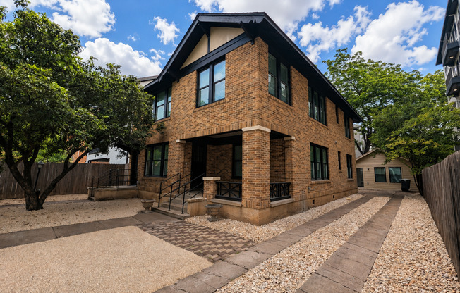 Top of the line House in West Campus for Aug 2027