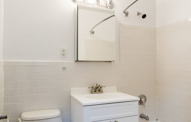 788 Columbus Ave #17N