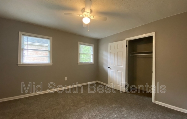 4 beds, 1 bath, 1,080 sqft, $995