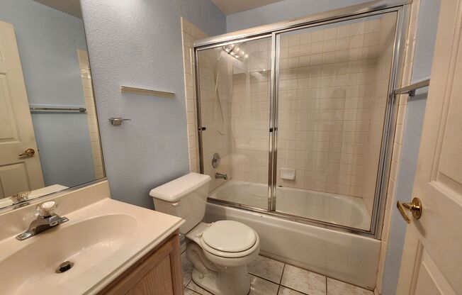 2 beds, 2 baths, $1,450, Unit # 1612