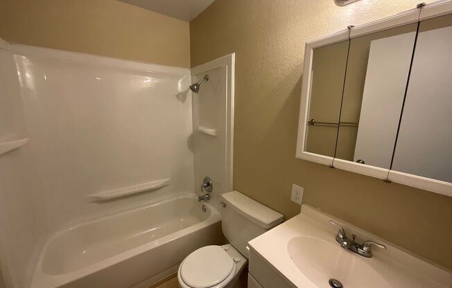 2 beds, 2 baths, $1,495