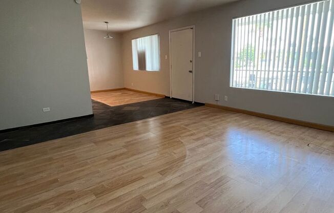 2 beds, 1 bath, $1,650, Unit Unit #23