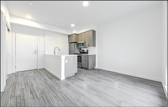 Studio, 1 bath, 367 sqft, $1,025, Unit 301